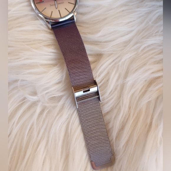Juicy Couture Black Label Purple Ombre Mesh Watch - Picture 6 of 16